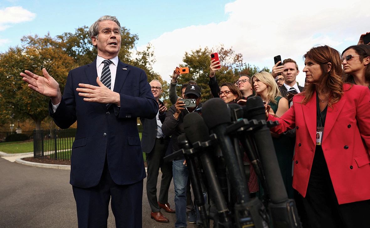 Kevin Lamarque / Reuters