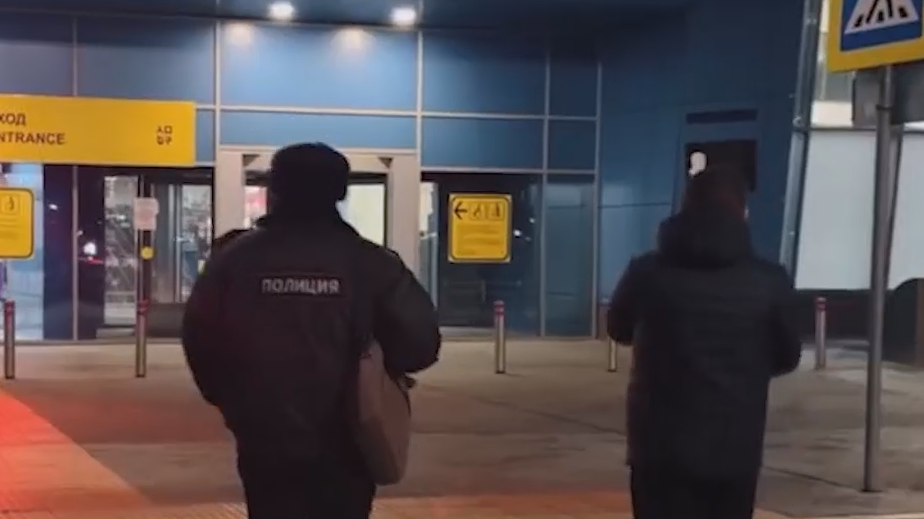 Во Владивостоке задержали россиянку, оставившую дочь в отеле Таиланда