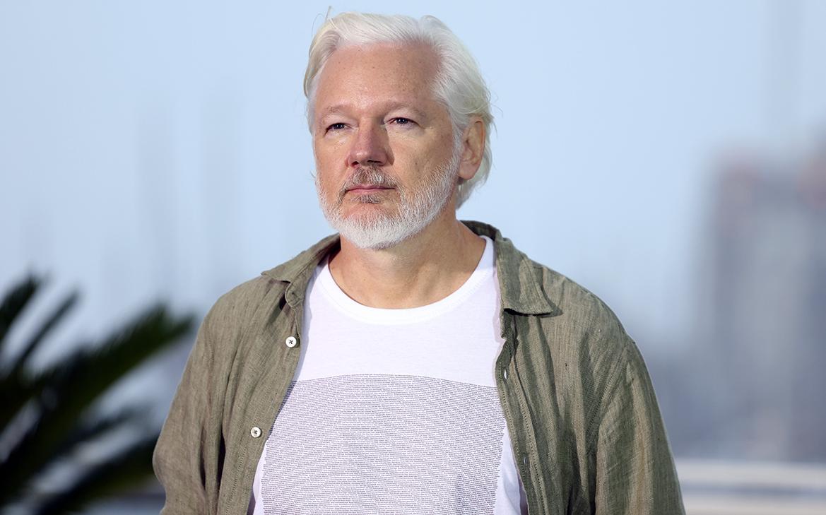 Основатель WikiLeaks Ассанж объявил о своем возвращении