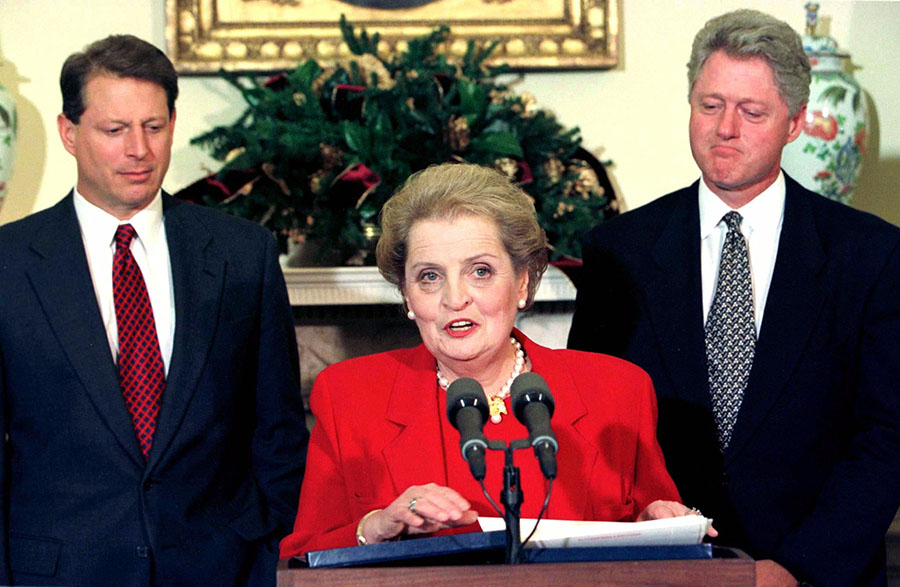 5 декабря 1997 года Олбрайт была назначена на пост государственного секретаря в администрации президента США Билла Клинтона, став первой женщиной на этом посту в истории страны. Занимала пост госсекретаря до 2001 года