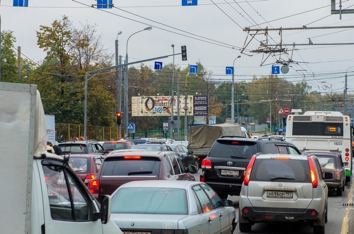 В Москве перекрыли Мичуринский проспект ради нового метро 