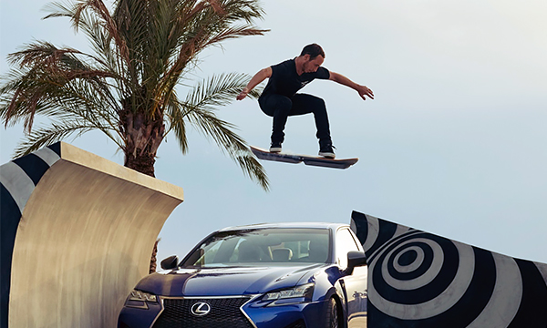 Компания Lexus представила летающий скейтборд