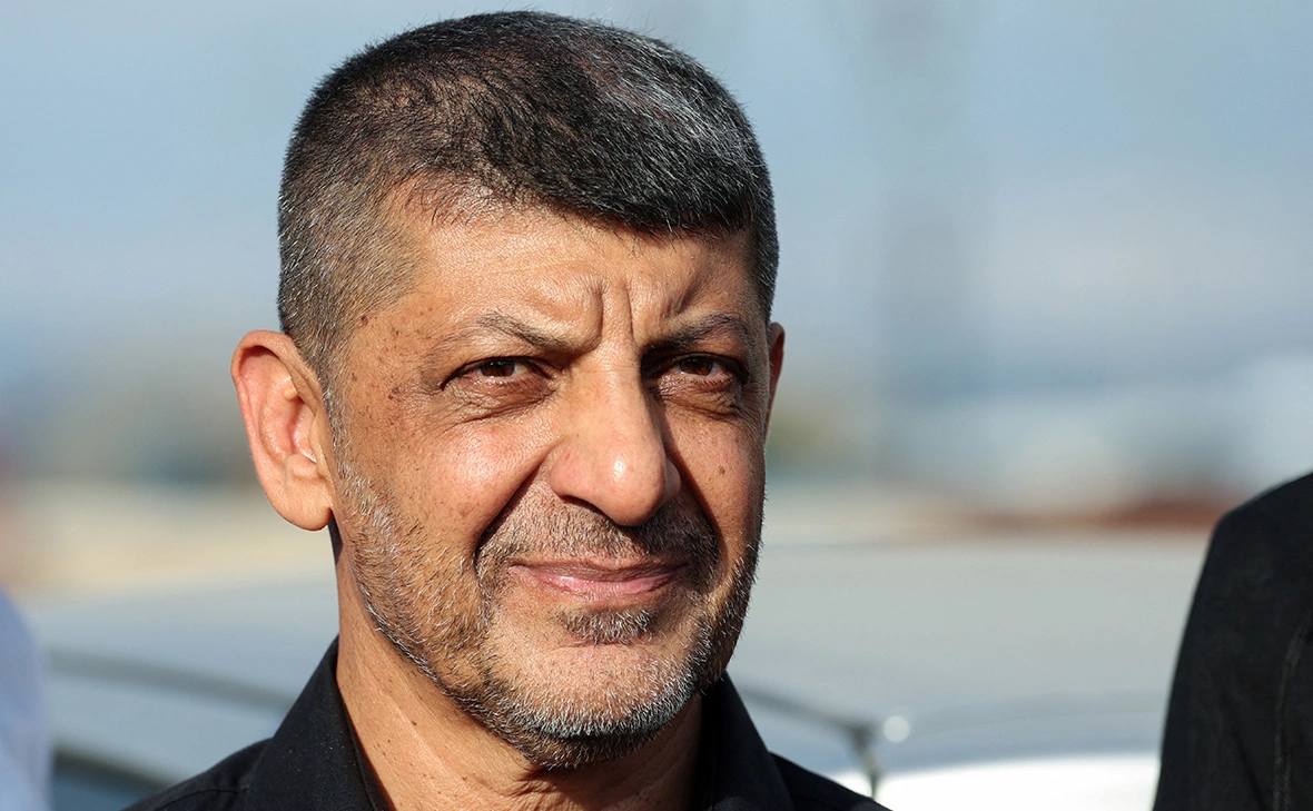 Mohamed Azakir / Reuters