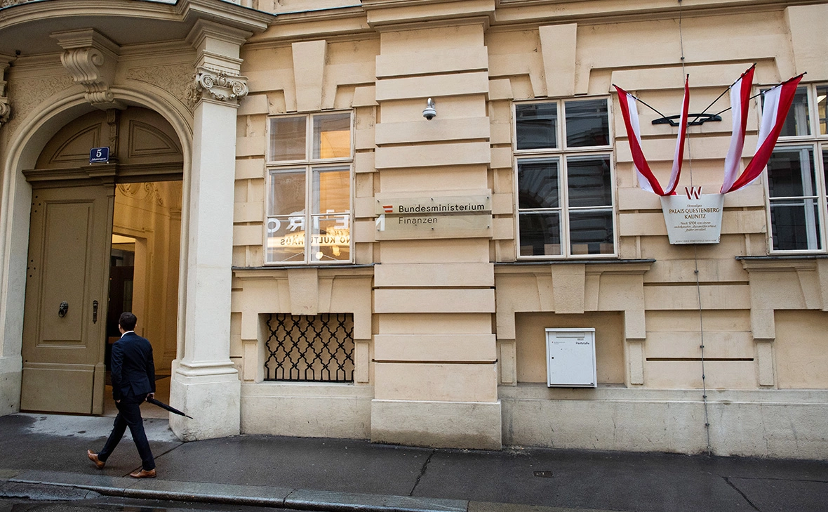 Thomas Kronsteiner / Getty Images