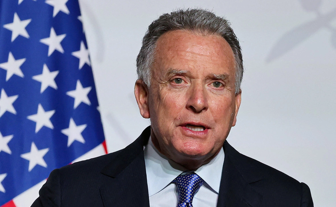 Ludovic Marin / Reuters