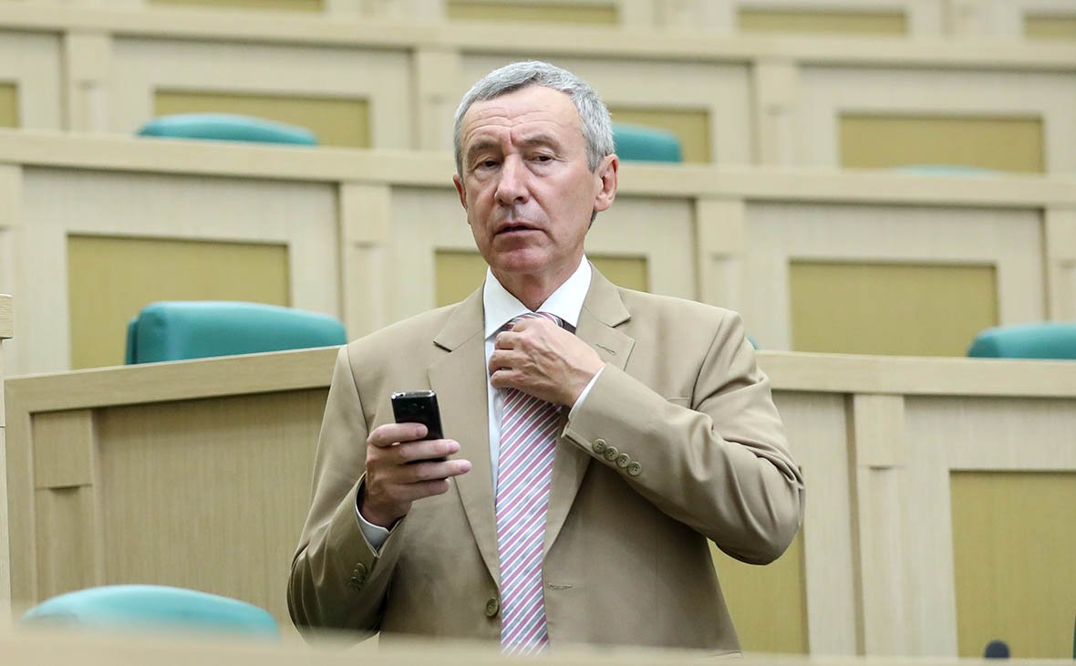 Председатель комиссии по защите госсуверенитета Совета Федерации Андрей Климов