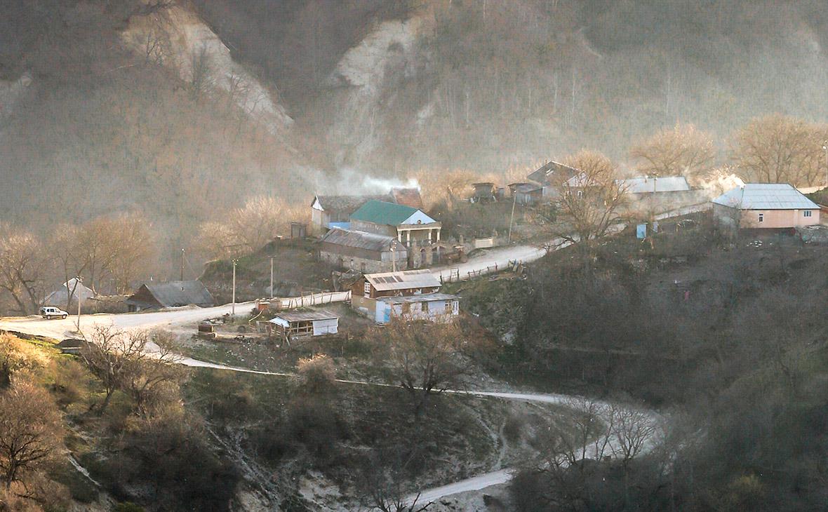 Вид на село Алмак
