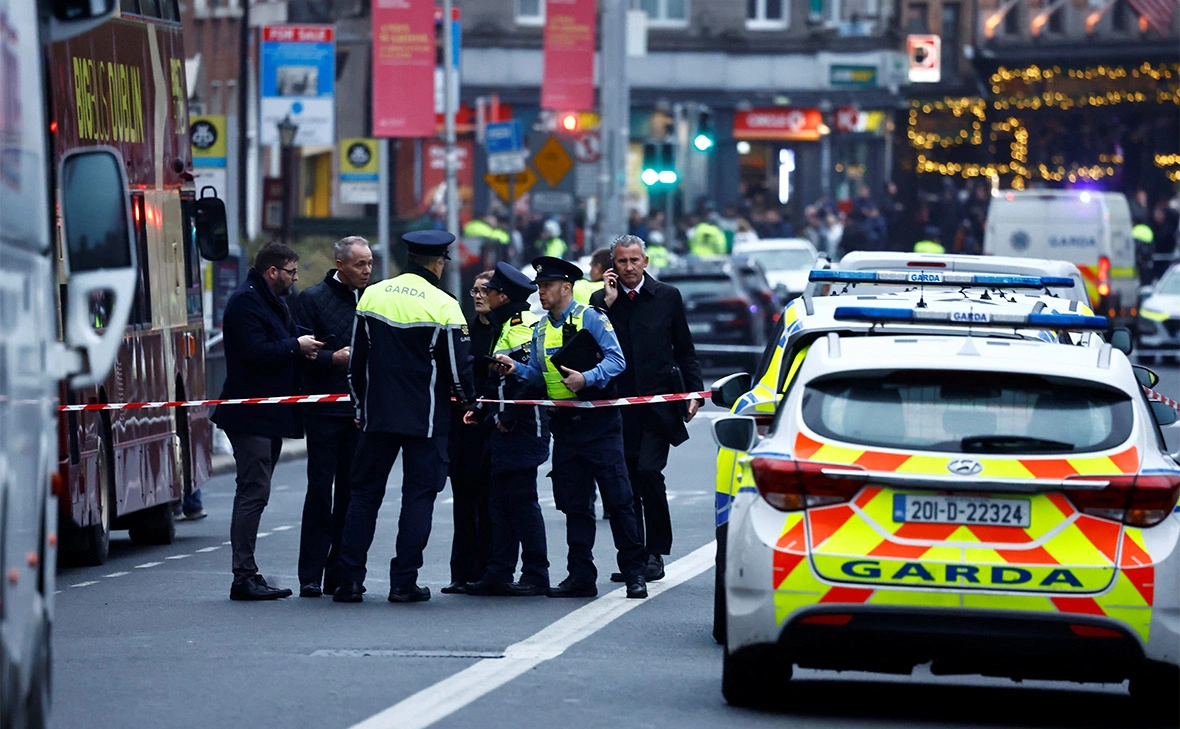 Clodagh Kilcoyne / Reuters