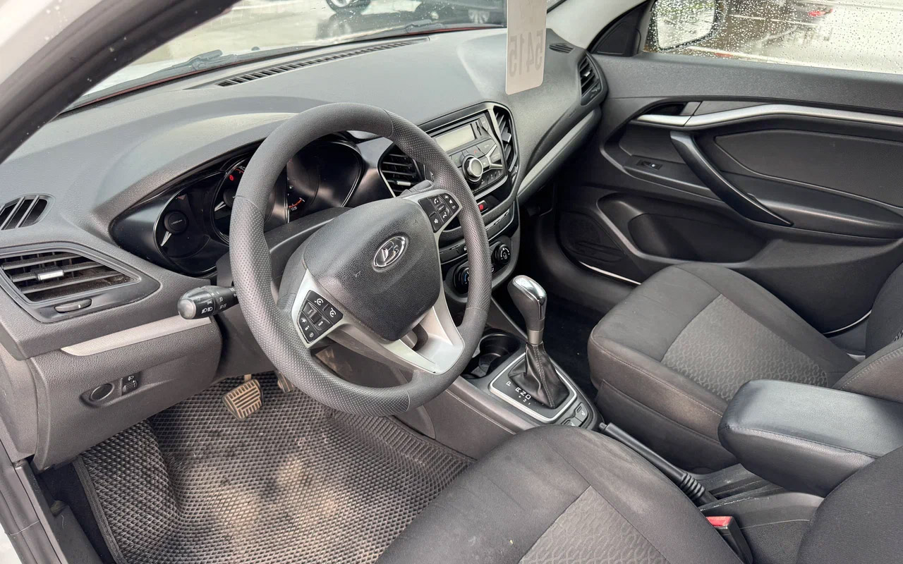 Lada Vesta