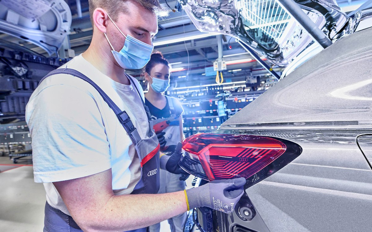 Audi остановила выпуск машин из-за дефицита микросхем