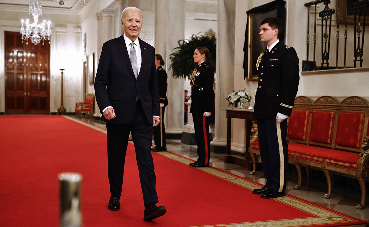 Chip Somodevilla / Getty Images