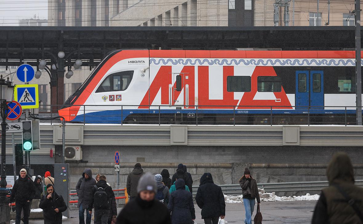 Moskovska železnica zaradi poledenitve v povečanem obratovalnem načinu