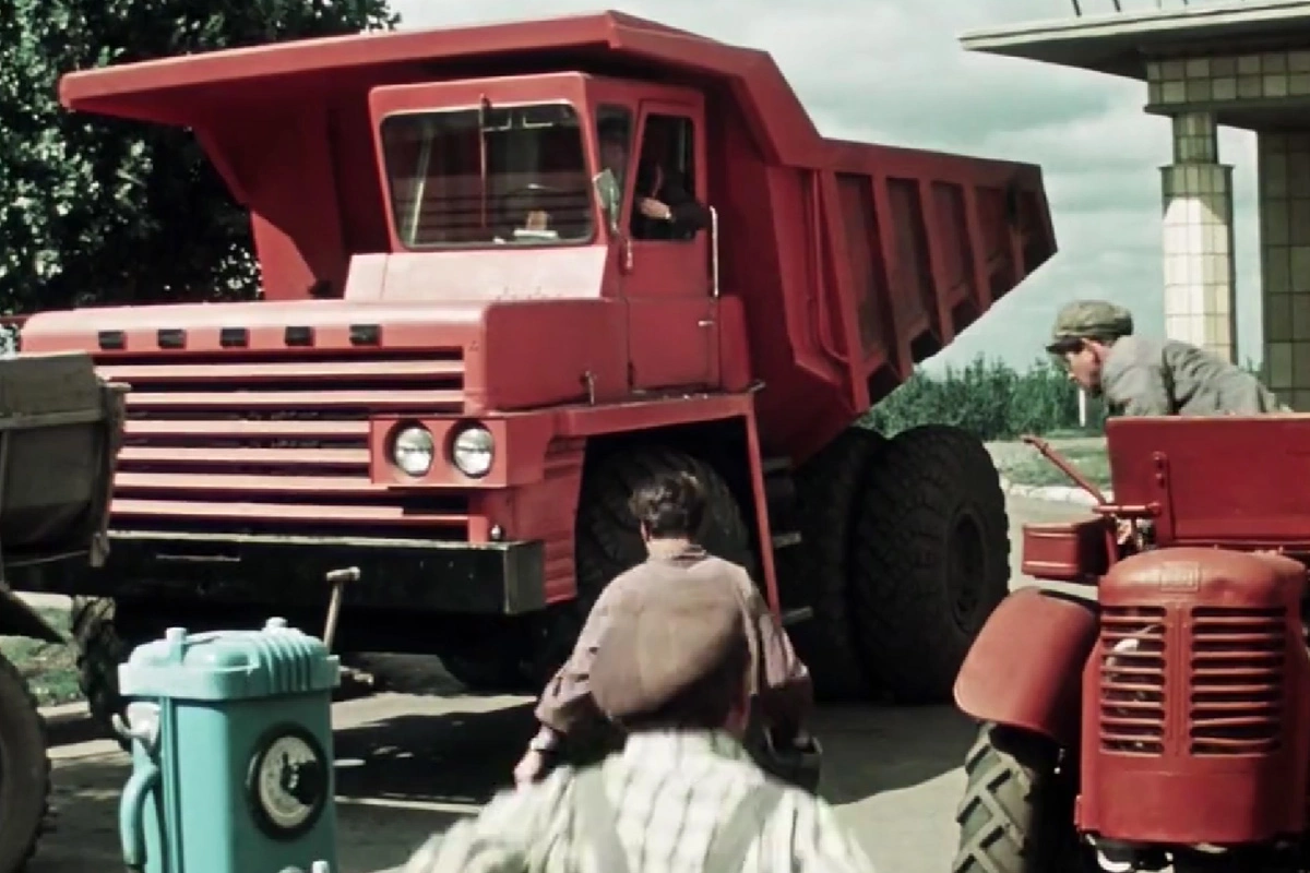 Кадр из фильма «Королева бензоколонки», 1962 год