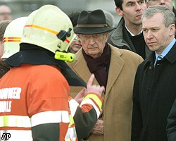 Бельгийский монарх посетил место железнодорожной катастрофы