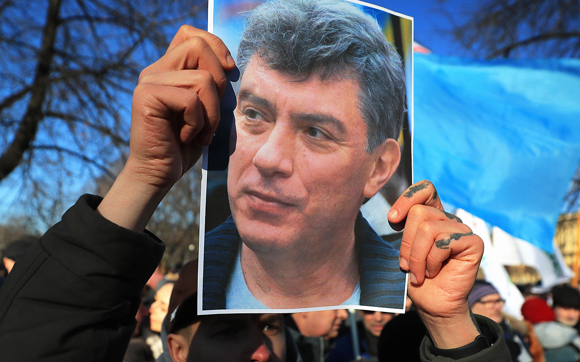В Петербурге завершился марш памяти Бориса Немцова