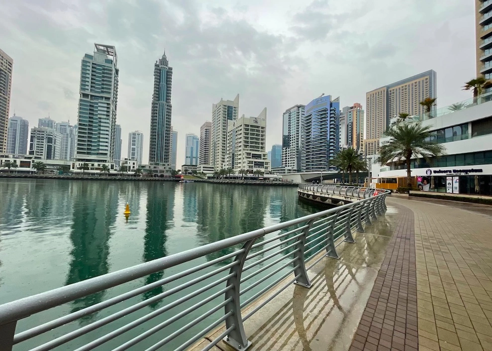 <p>Знаменитая семикилометровая набережная Dubai Marina Walk</p>