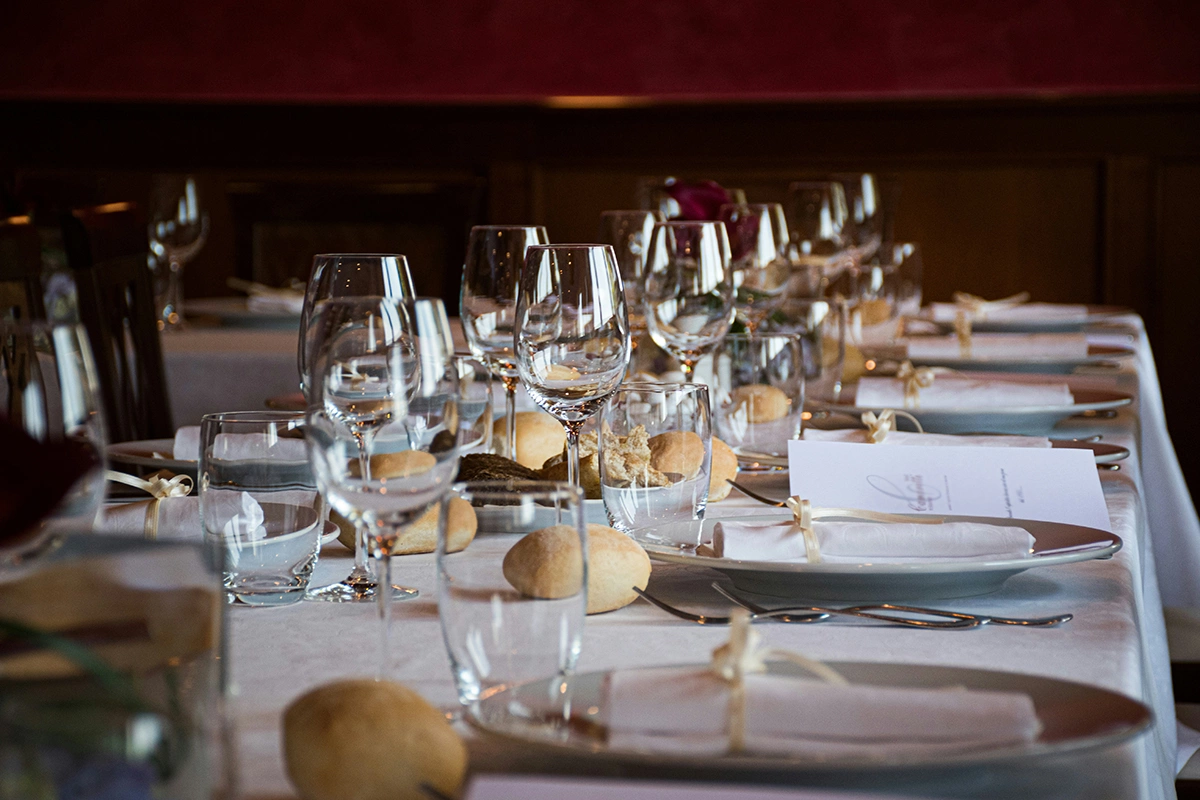 Как рассчитать алкоголь на свадьбу: советы сомелье и кейтеринг-агента