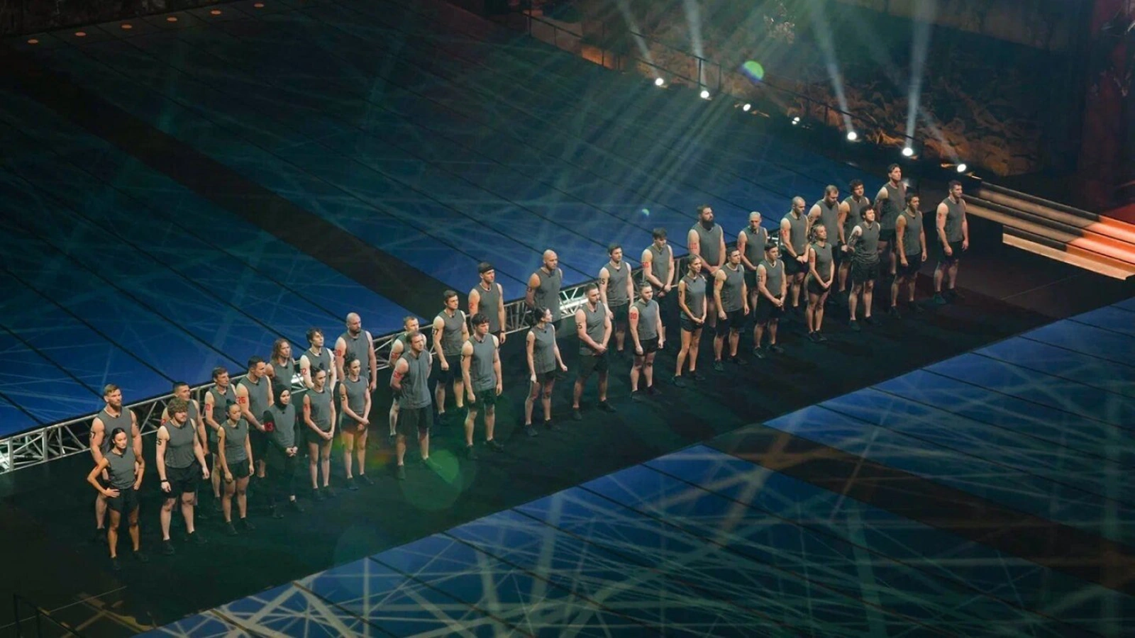 Первый выпуск четвертого сезона шоу «Титаны»