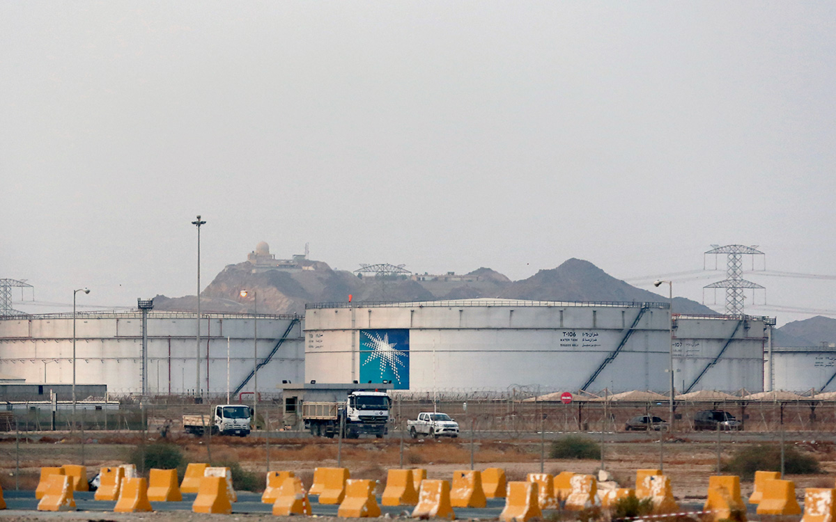 Хуситы заявили о нападении на нефтеперерабатывающие заводы Saudi Aramco