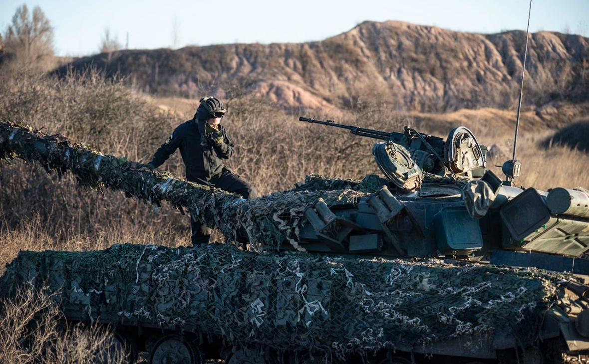Военный Украины на границе
