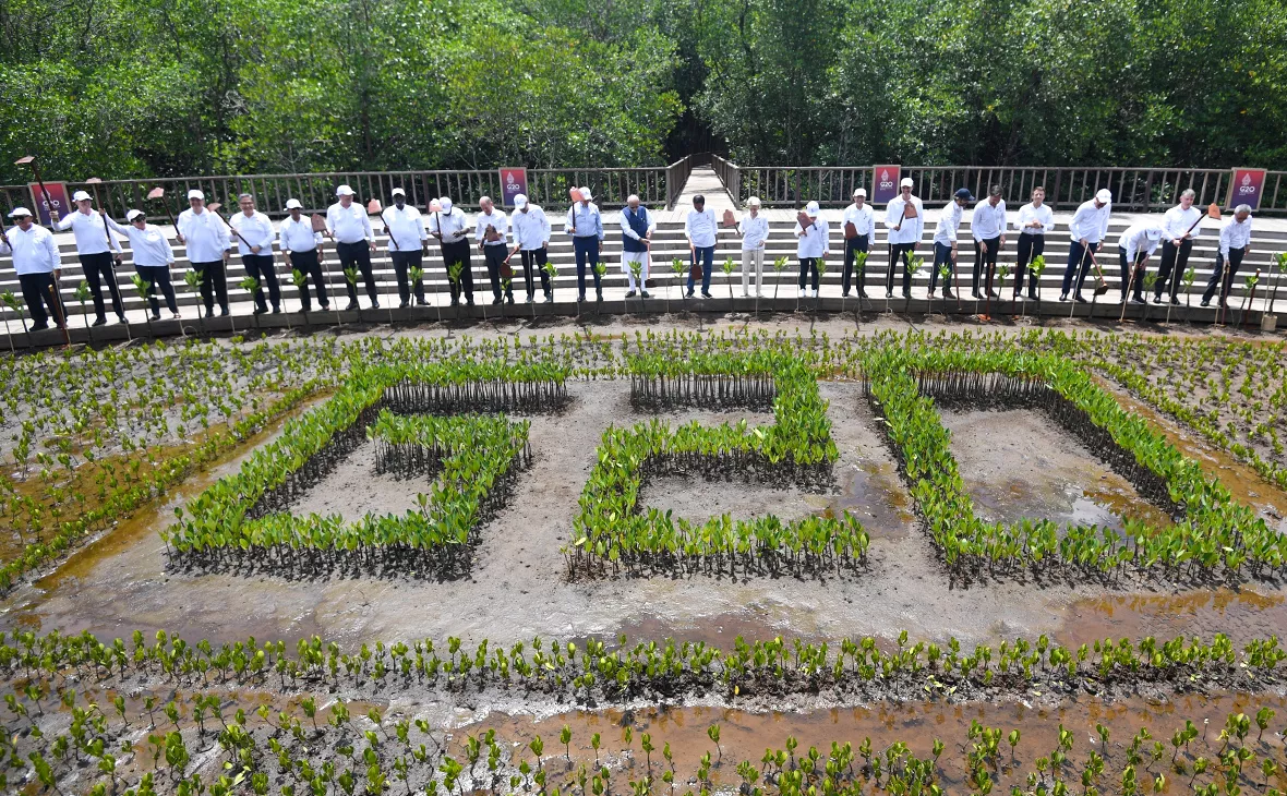 Akbar Nugroho Gumay / Reuters