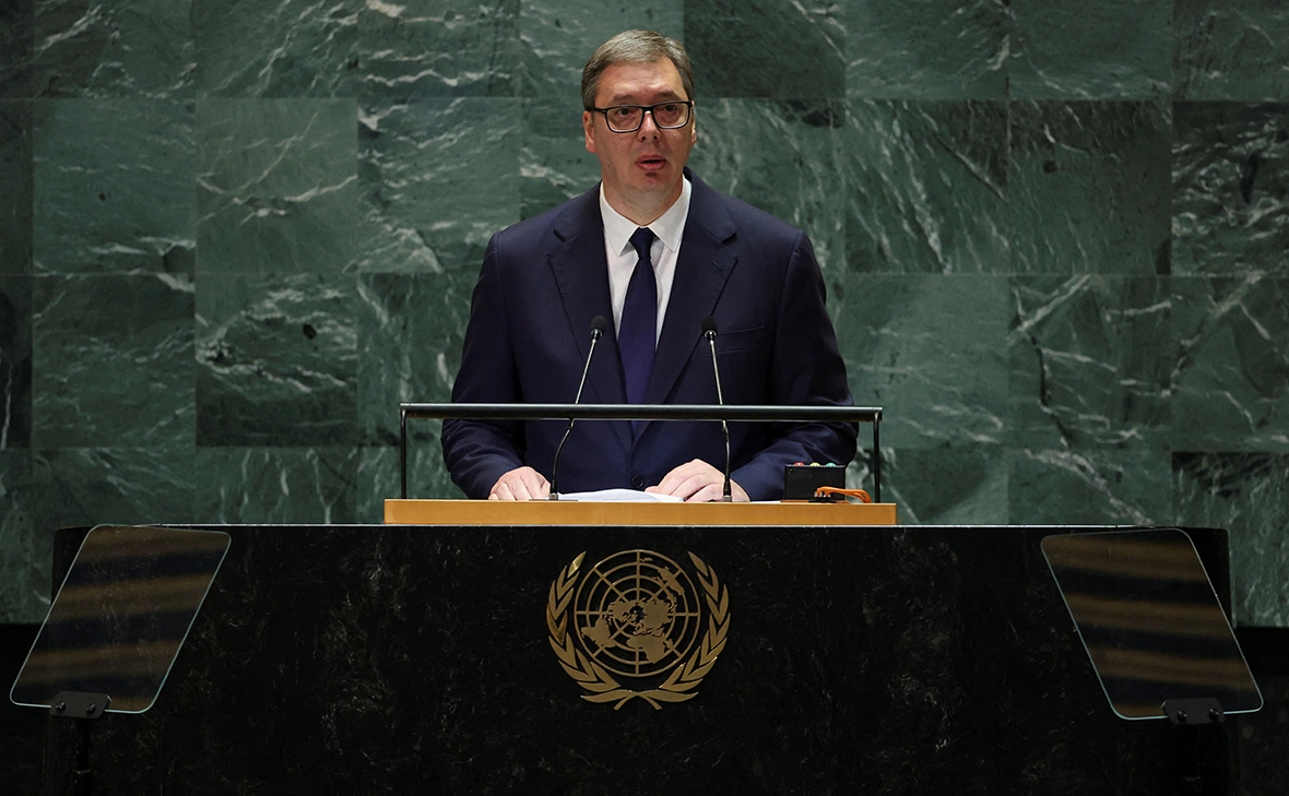 Mike Segar / Reuters