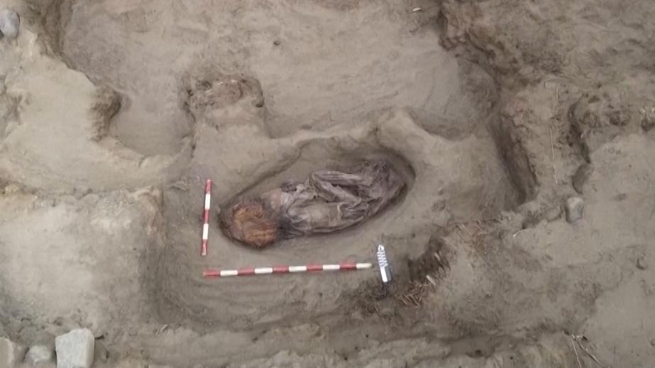 В Перу нашли могилу женщины из высшего общества возрастом 5000 лет. Видео