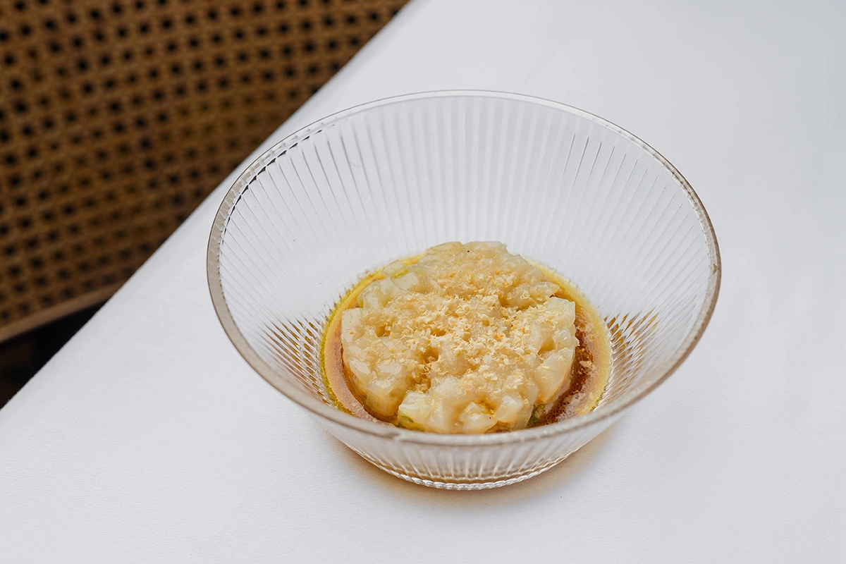 Тартар из гребешка с киви