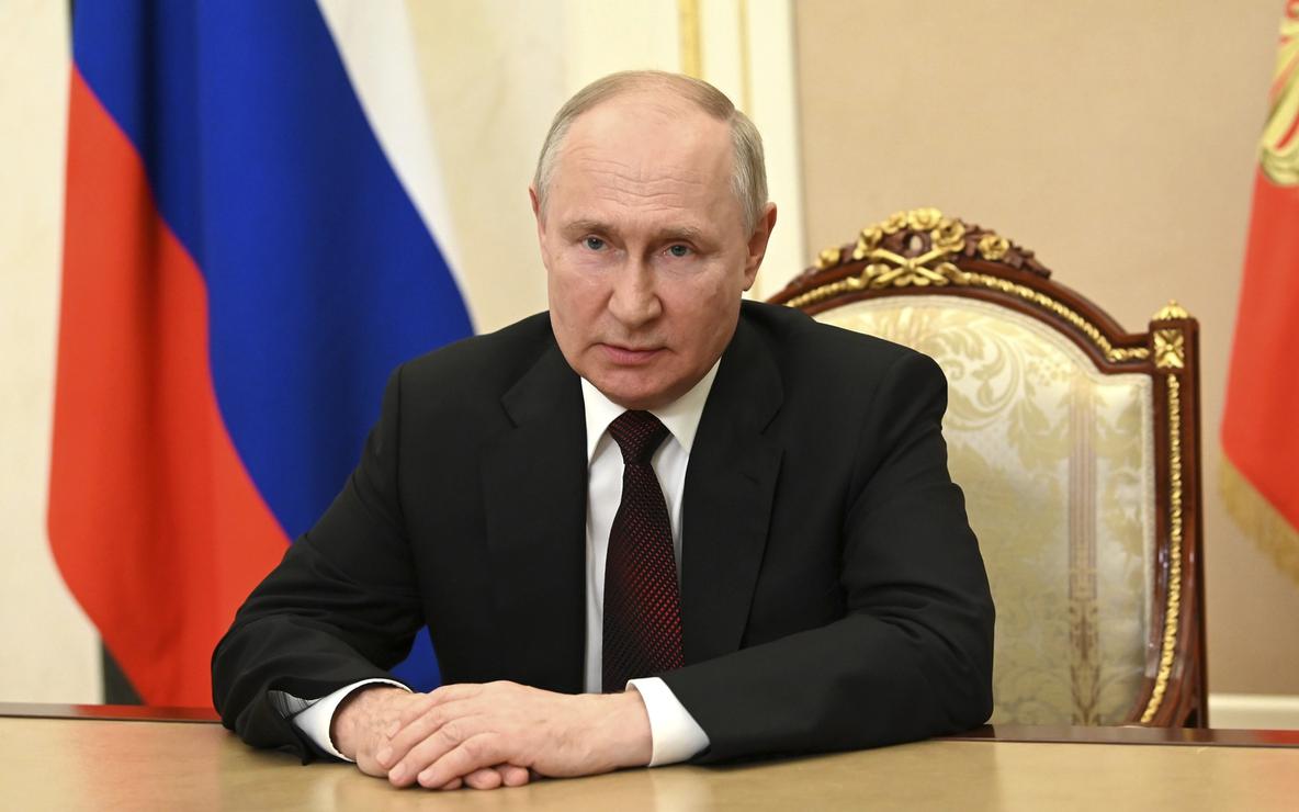 Путин заявил о деградации международных спортивных структур