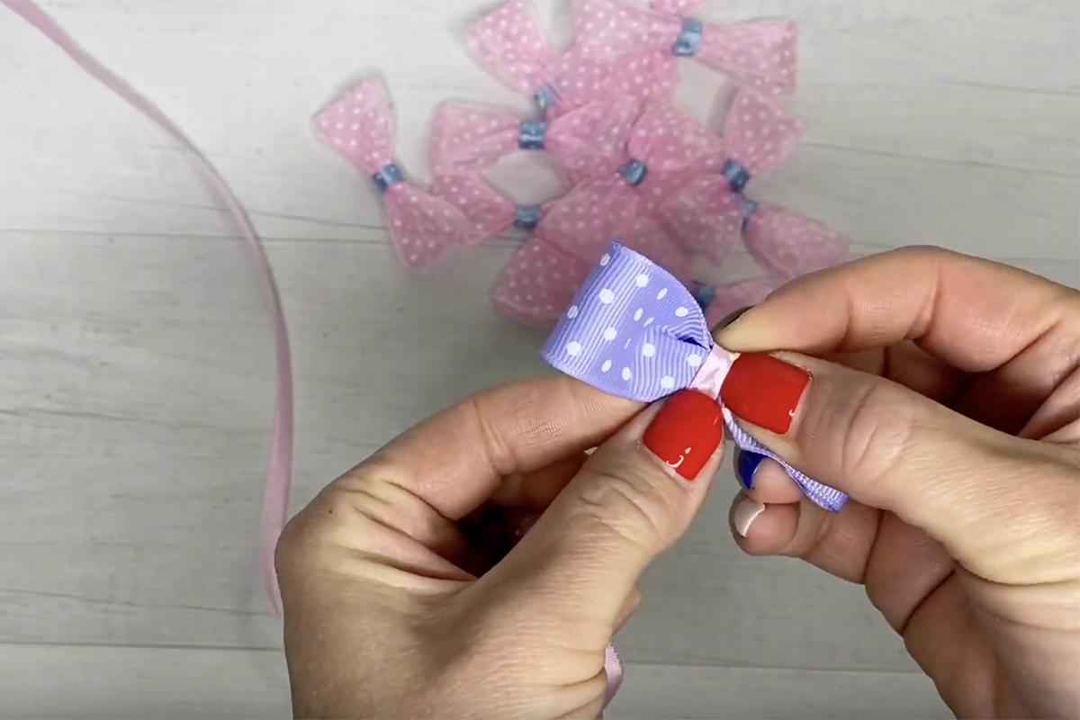 Как сделать новогоднюю гирлянду из шаров для сухого бассейна