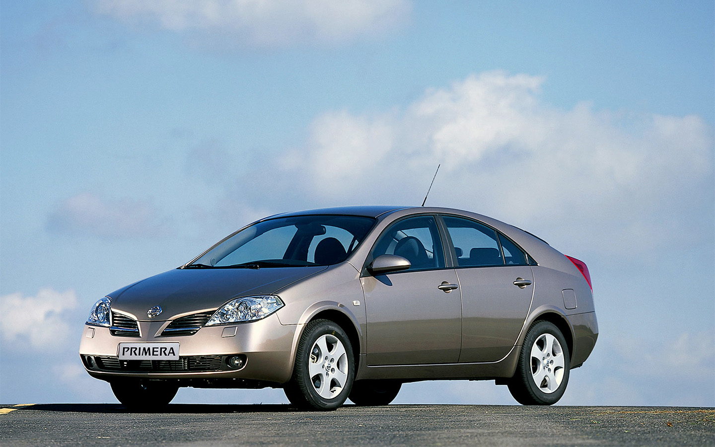Nissan Primera третьей генерации стал последним до сегодняшнего момента седаном, выпускавшимся под этим названием