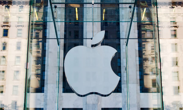 Бывший топ-менеджер FCA займется разработкой электрокара Apple