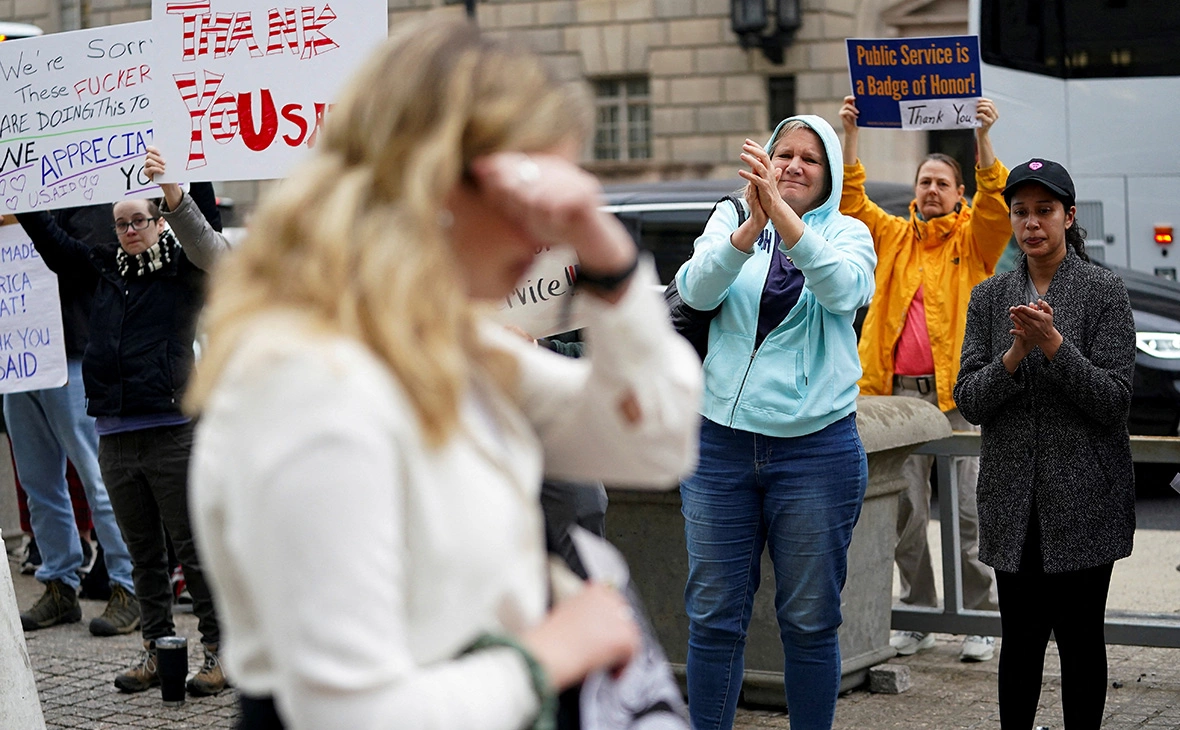 Nathan Howard / Reuters