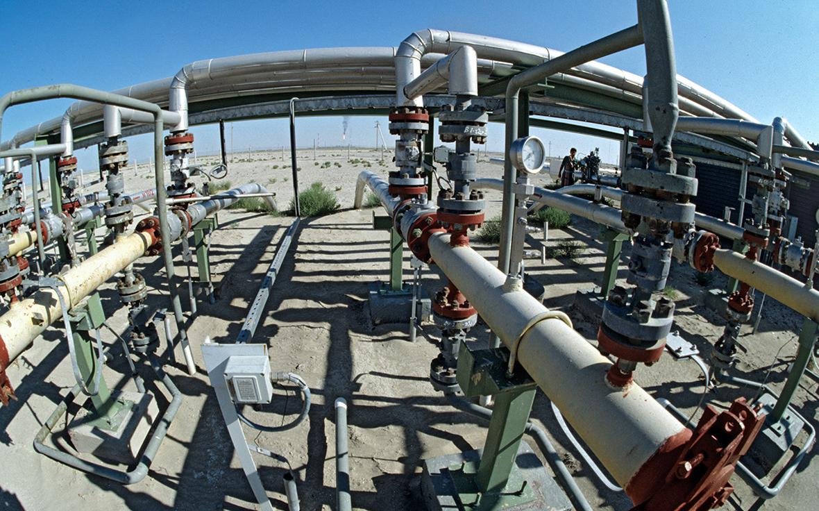 Казахстан призвал ускорить устранение аварии на месторождении Тенгиз