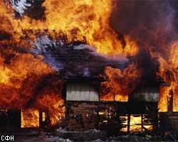 Сильный пожар уничтожил школу в Якутии