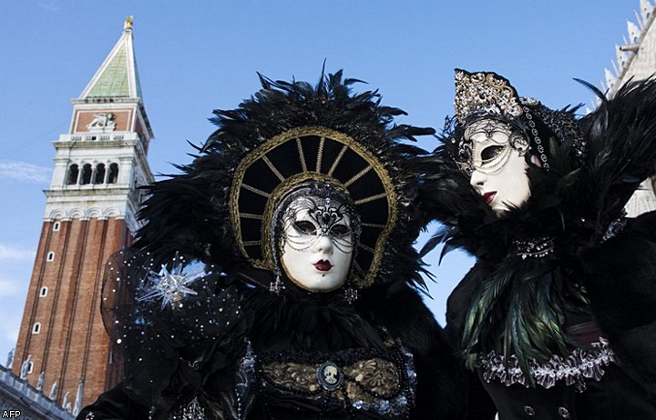 В Италии прошел Венецианский карнавал