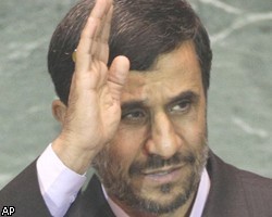 М.Ахмадинежад выступил на праздновании исламской революции