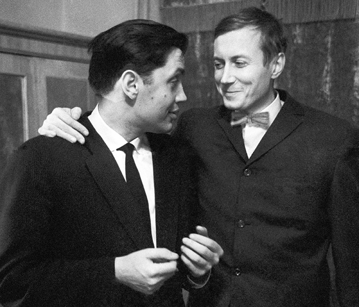 Евгений Евтушенко и Роберт Рождественский. 30 декабря 1962 года



