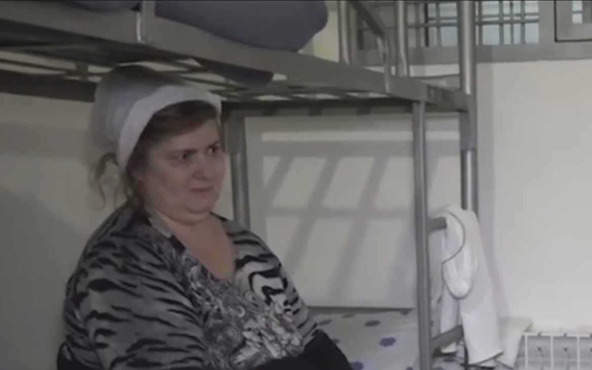 Омбудсмен Чечни посетил в спецприемнике жену бывшего судьи Янгулбаева