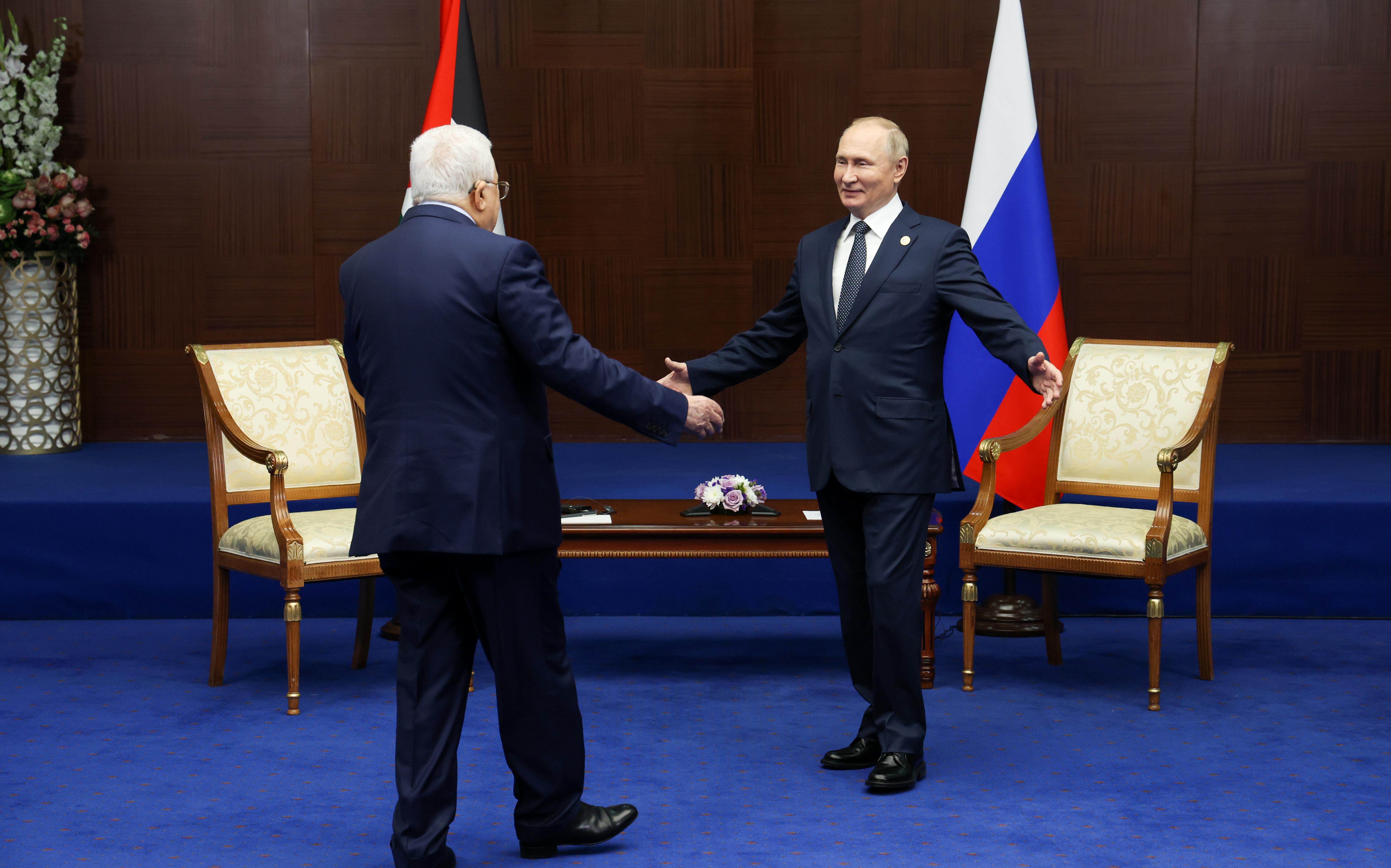 Axios сообщил о «разочаровании» в Белом доме из-за слов Аббаса Путину
