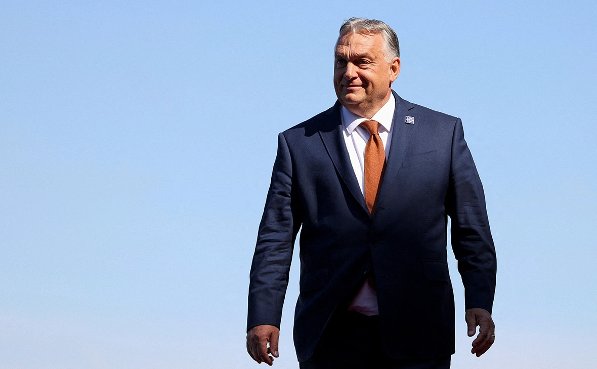 Hollie Adams / Reuters