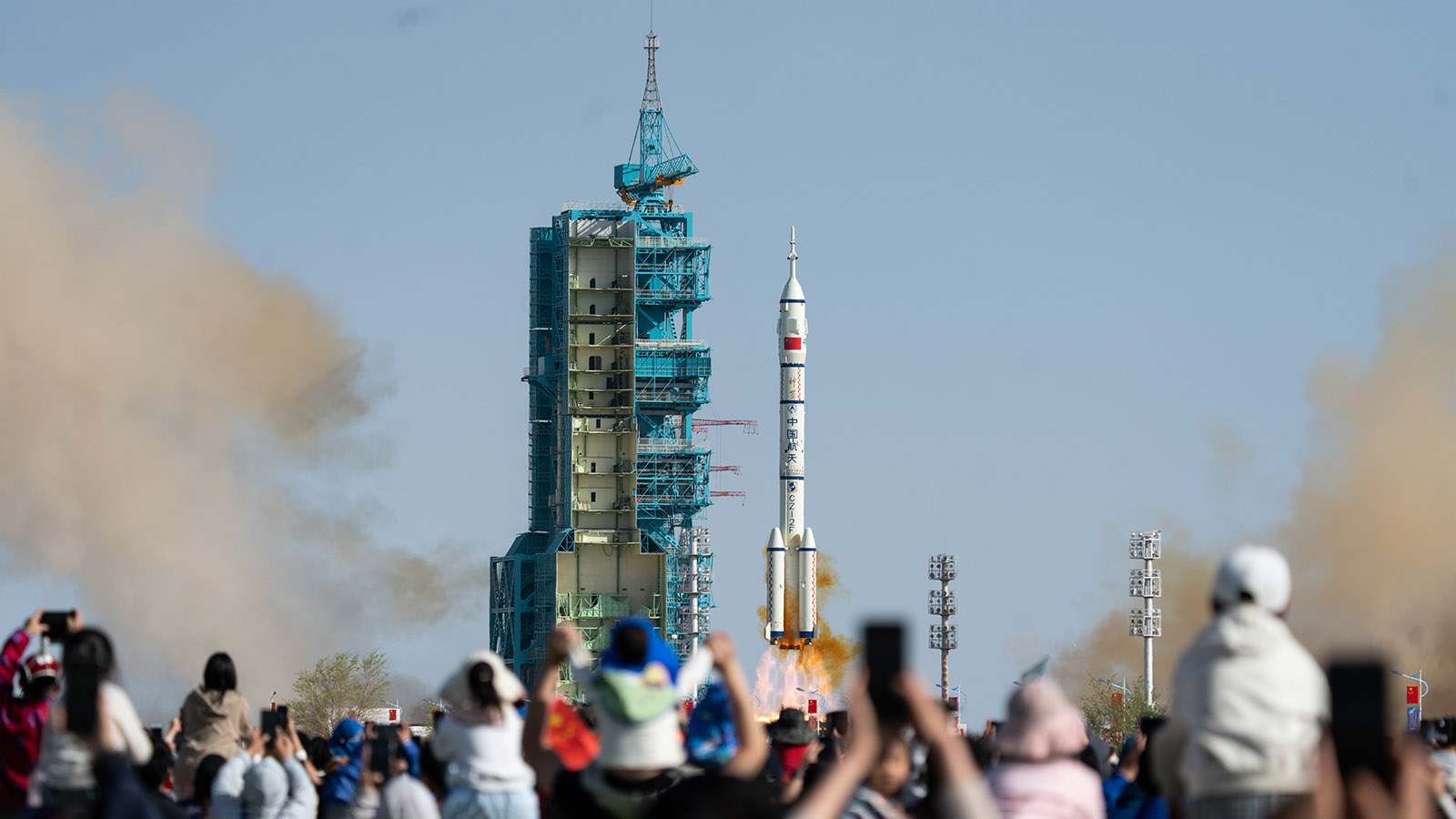 Пилотируемый космический корабль «Шэньчжоу-20»