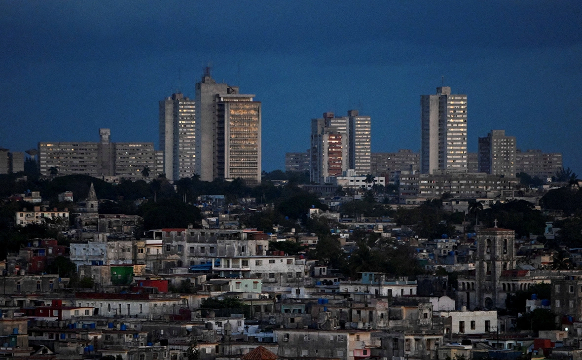 Norlys Perez / Reuters