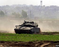 Вертолеты и танки Израиля обстреляли Хеврон 