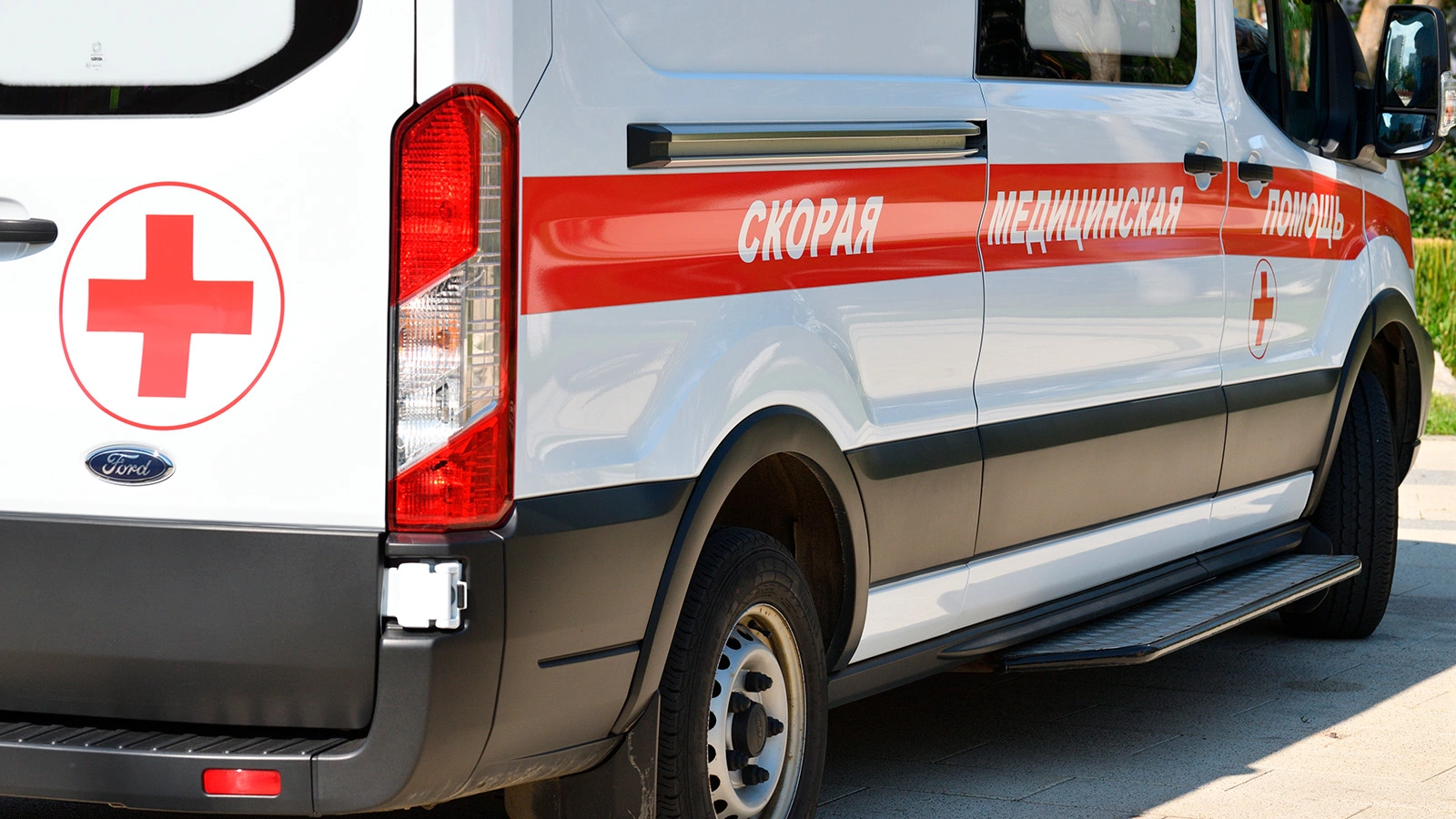 В Сириусе три человека умерли после отравления самодельной чачей