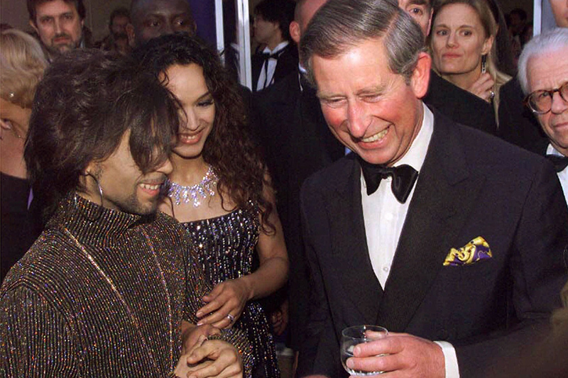 Принс и британский принц Чарльз в Лондоне 9 июня 1999 года


