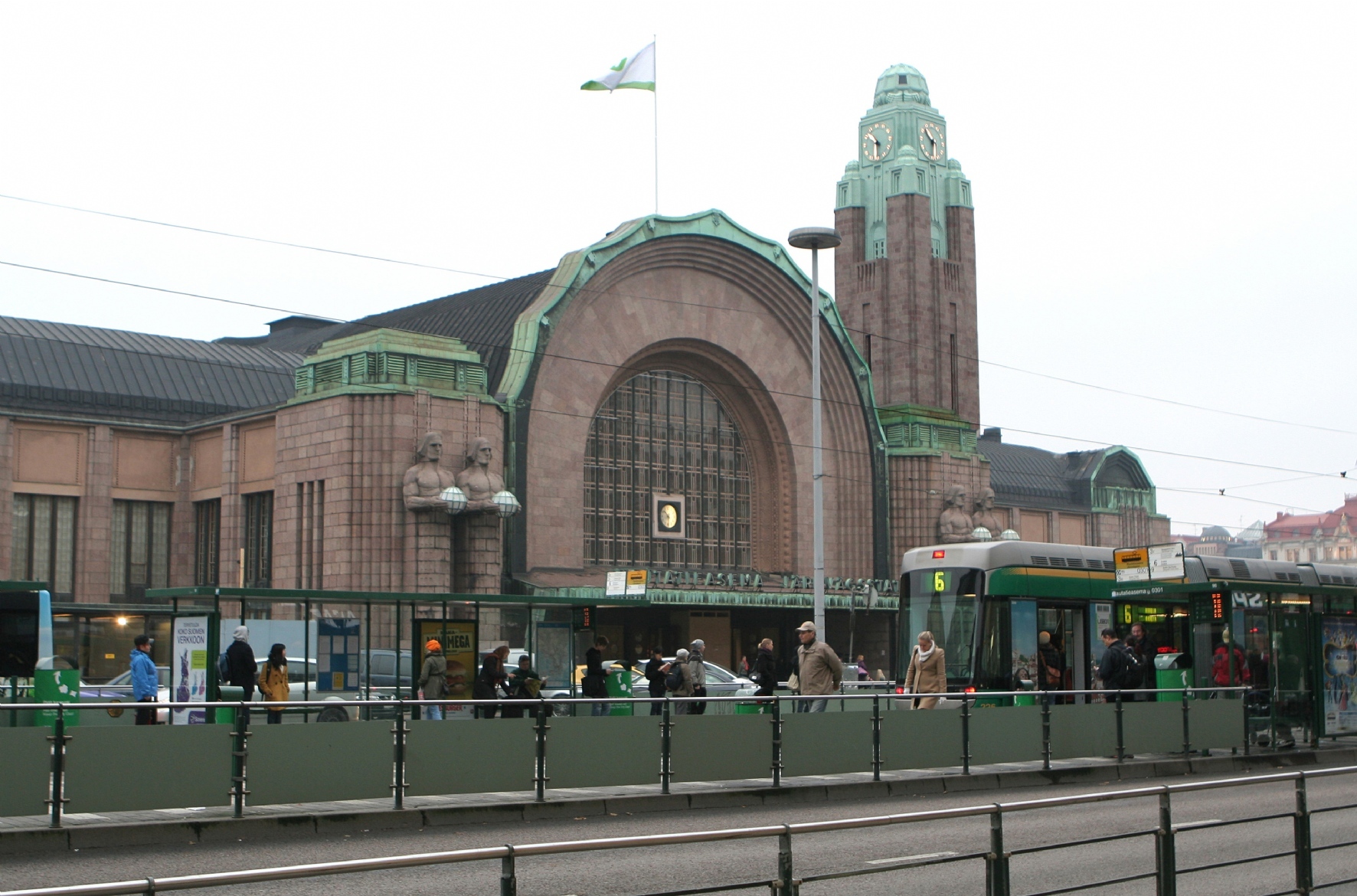 Центральный железнодорожный вокзал в Хельсинки
