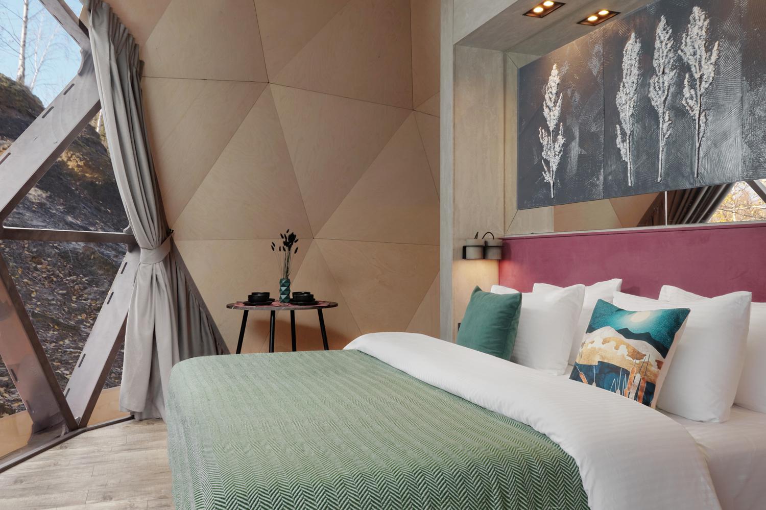 «Аномалия»