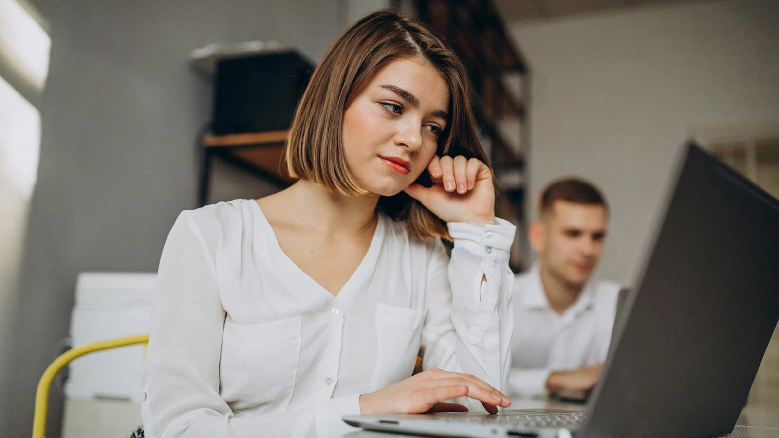 Увольнение по сокращению штата: пошаговая инструкция и выплаты