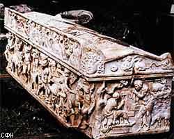 На Кипре обнаружен саркофаг с рисунками на тему эпосов Гомера
